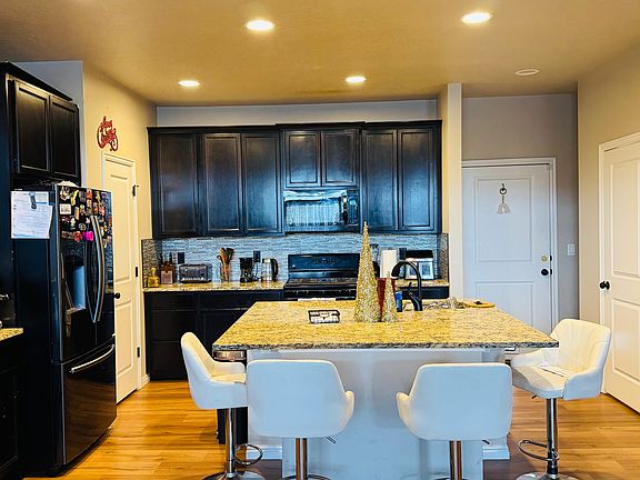 3rd image of 5685 W Pelican Ridge Ln