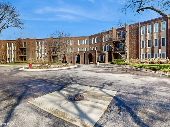 1430 Sandstone Dr APT 115, Wheeling, IL 60090