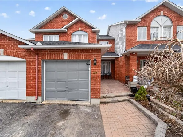 47 Inverkip Ave, Ottawa, ON K1T 4B8