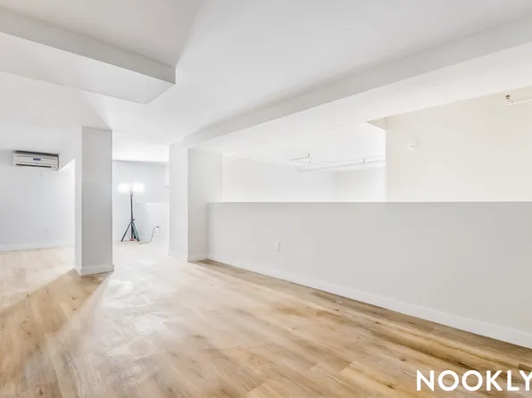 619 Throop Avenue image 11 of 40