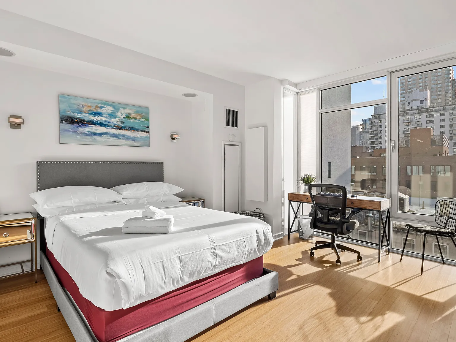 350 West 53rd Street — Photo 2
