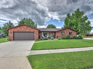 755 Wolf Rd, Decatur, IL 62526