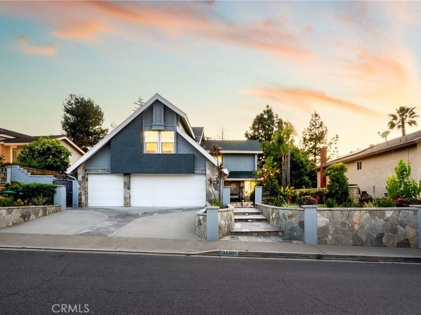 25501 Sarita Dr, Laguna Hills, CA 92653