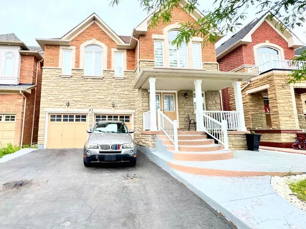 43 Tatra Cres, Brampton, ON L6Y 0K6
