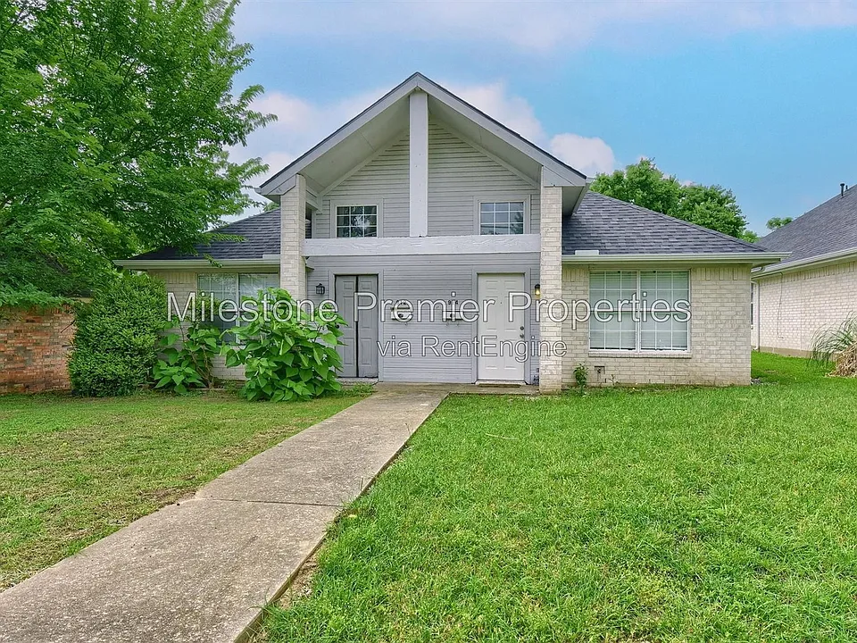 914 W Houston St