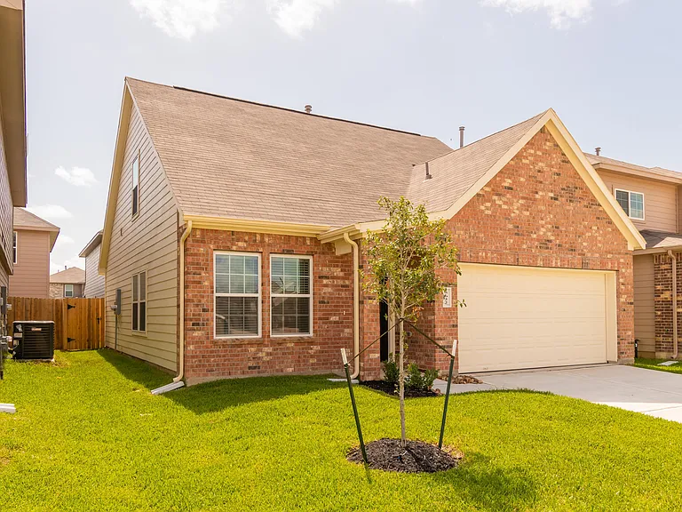 5622 Adelaide River Dr — Photo 3