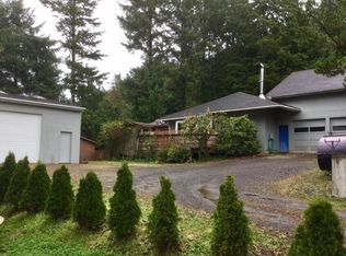 725 E Collins St, Depoe Bay, OR 97341