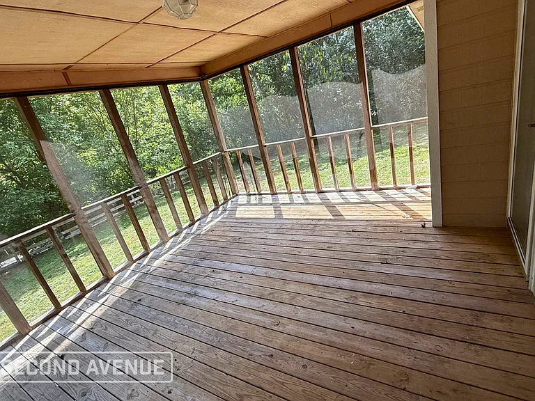2704 Morris Majestic Rd — Photo 2