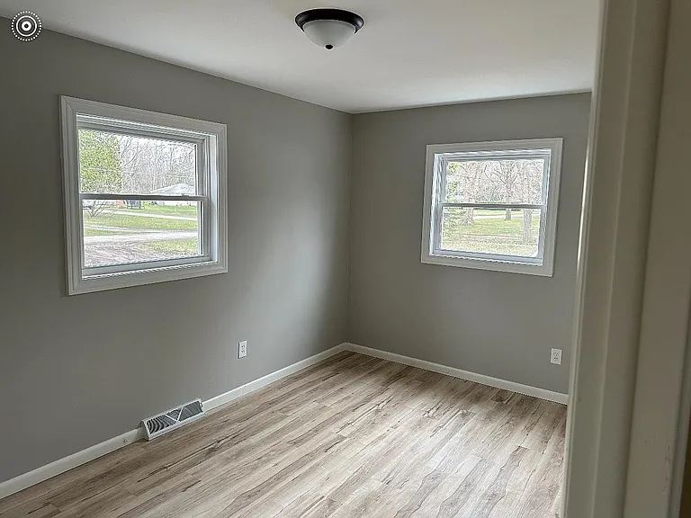 4050 Old King Rd #B — Photo 31
