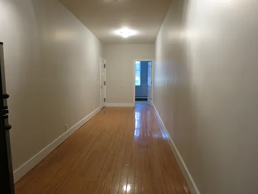 Rented by MNS | media 3