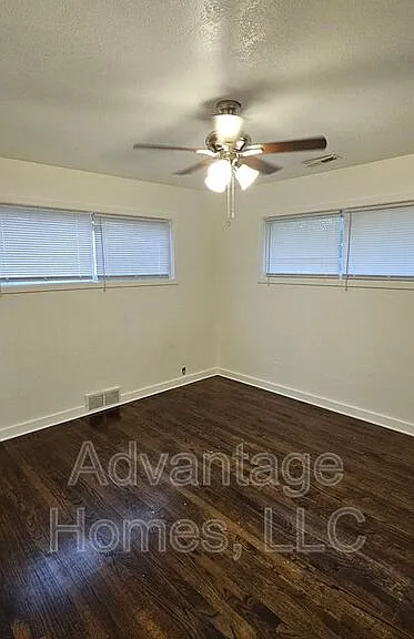 11410 Palmer Ave — Photo 21