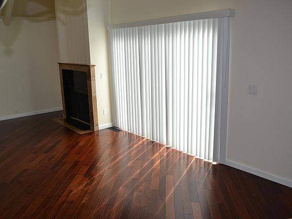 Living room-b
