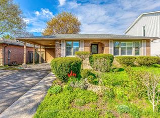 3125 Centennial Dr, Burlington, ON L7M1B8
