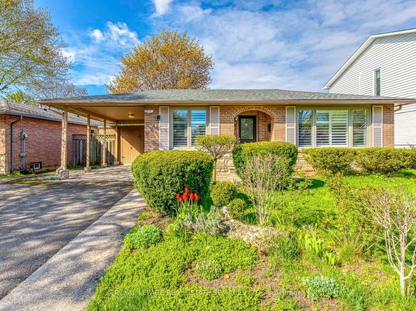 3125 Centennial Dr, Burlington, ON L7M 1B8