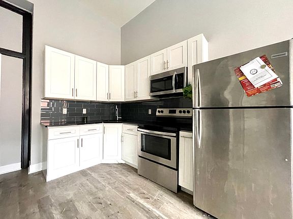 4th image of 1501 S 17th St #102C