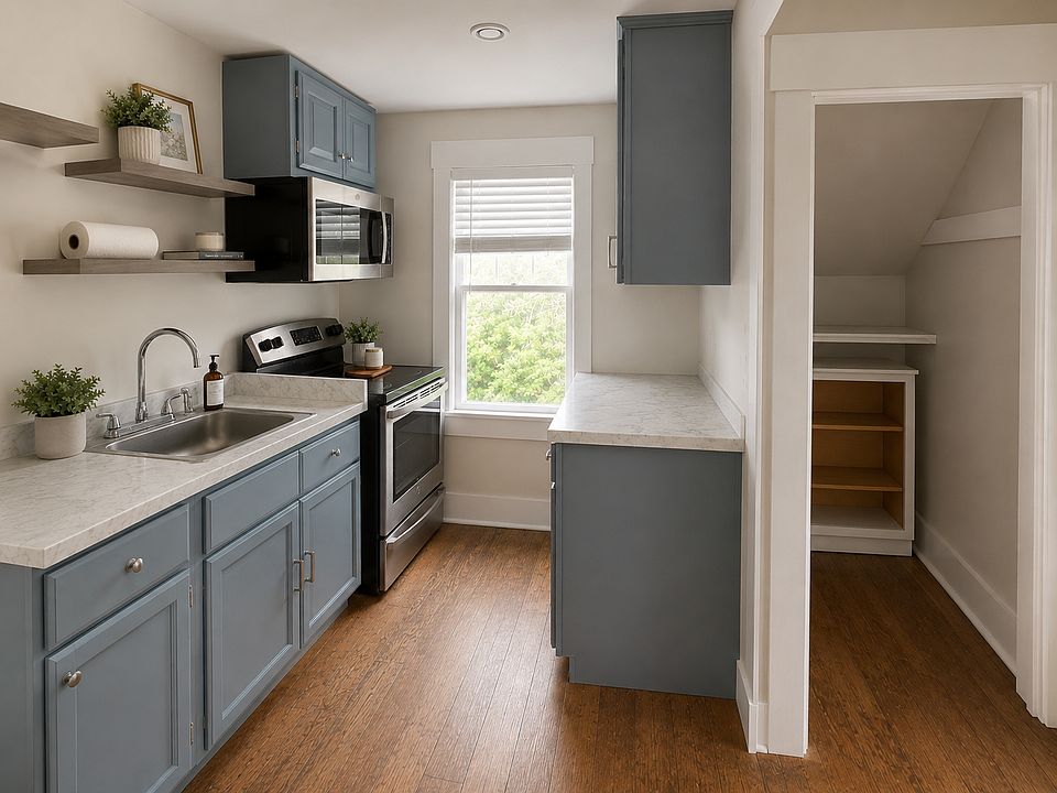 1st image of 1 Kensington Rd #B