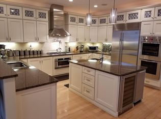 748 W Buena Ave #2W, Chicago, IL 60613