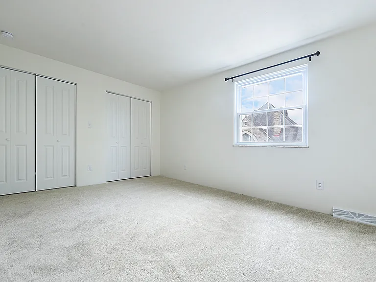 501 Maryland Ave #C — Photo 18