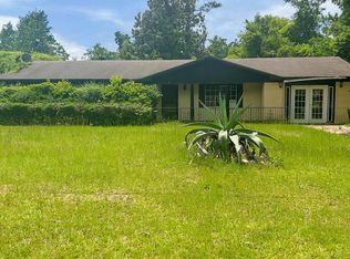 11 Church St, Georgetown, GA 39854
