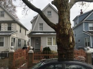10927 204th St, Saint Albans, NY 11412