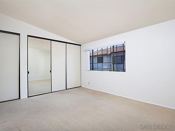 3rd image of 4210 Porte De Palmas Unit 29