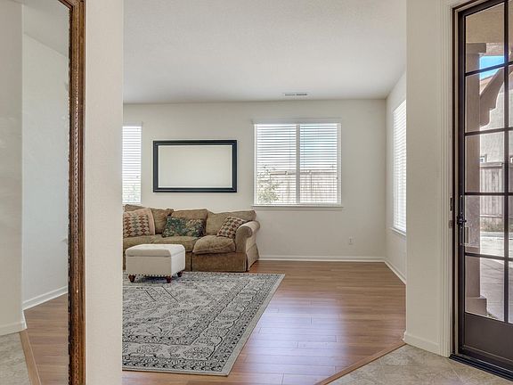 4th image of 11880 Aspen Heights Ct