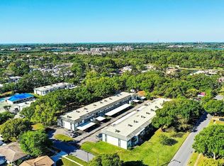 7700 92nd St APT 108, Seminole, FL 33777