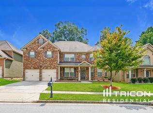 3554 Hideaway Ln, Loganville, GA 30052