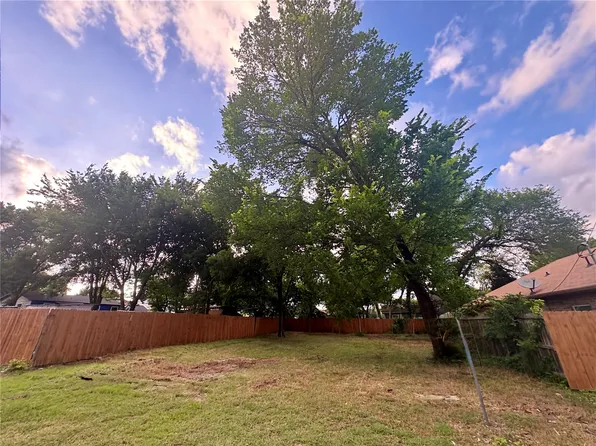 307 Emma Jane St, Rockwall, TX 75087