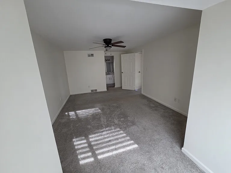 4712 McBane Ct #4712 — Photo 12