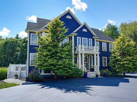 3rd image of 110 Old Farm Rd