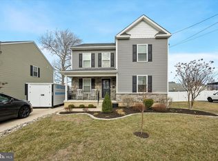 334 Holmes Rd, Holmes, PA 19043