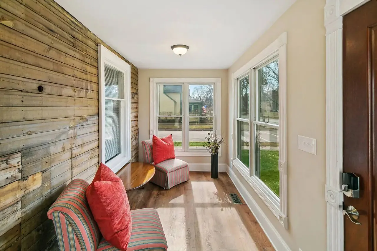 3 bed, 1.5 bath, 1968 sqft, $3,900 — Photo 4