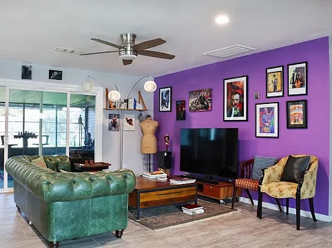 3 bed, 1900 sqft, $850 — Photo 1