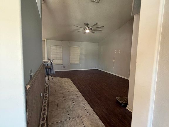 5th image of 3816 HIDEAWAY Lane #3816