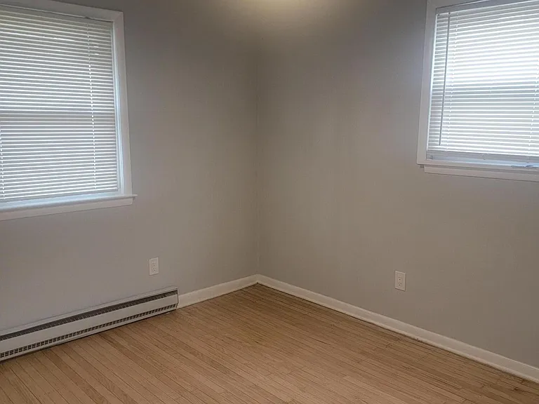 307 Algonquin Trl — Photo 11