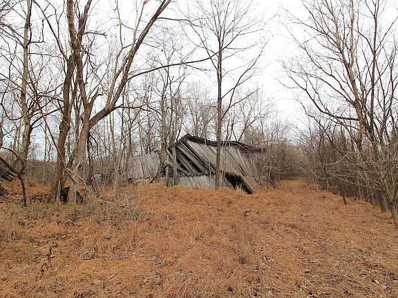 5th image of 1004 Township Road 204