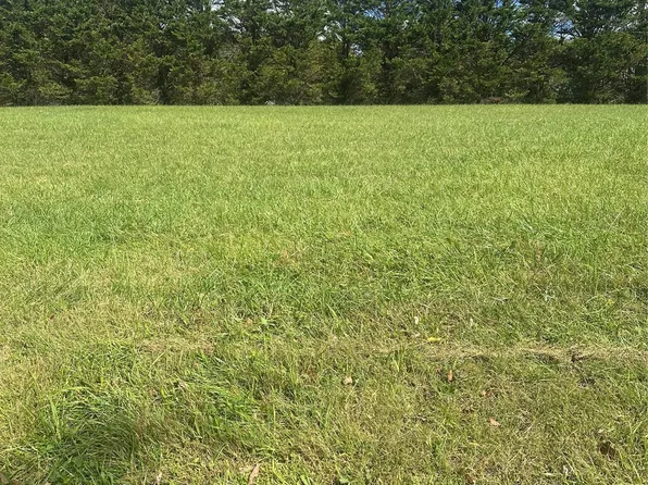 103 Parson Ln #103, North Wilkesboro, NC 28659