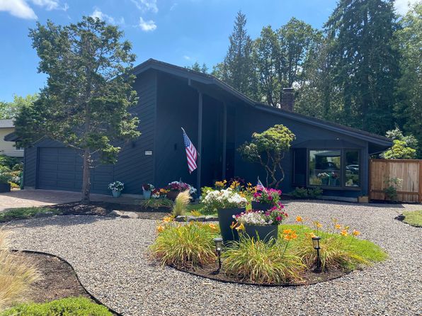 5700 SE Byron Dr