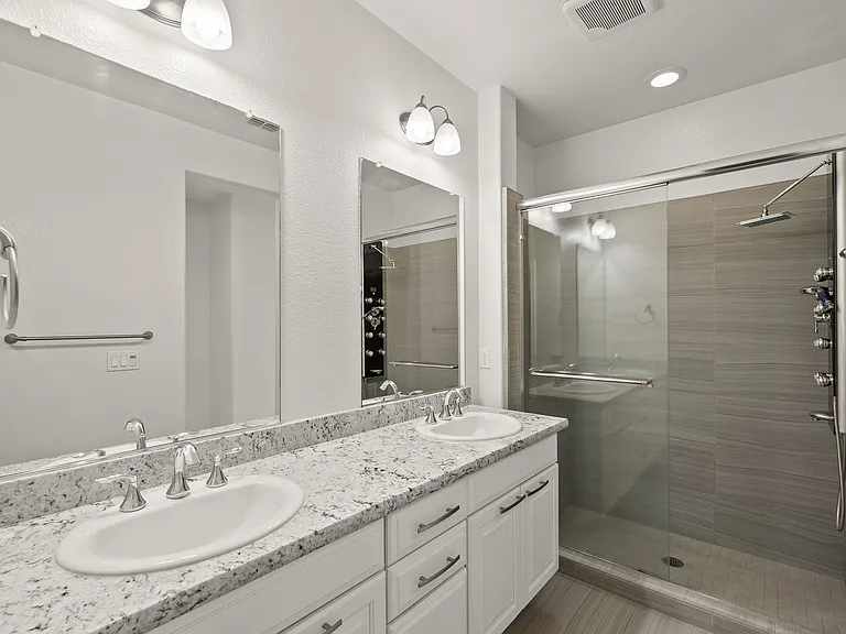 862 White Moonstone Loop — Photo 23
