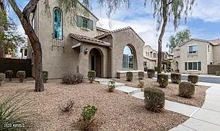 3660 E Zachary Dr — Photo 2