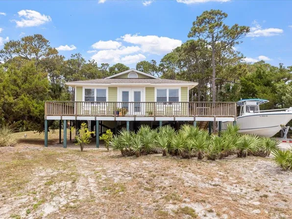 549 E Gulf Beach Dr, Eastpoint, FL 32328