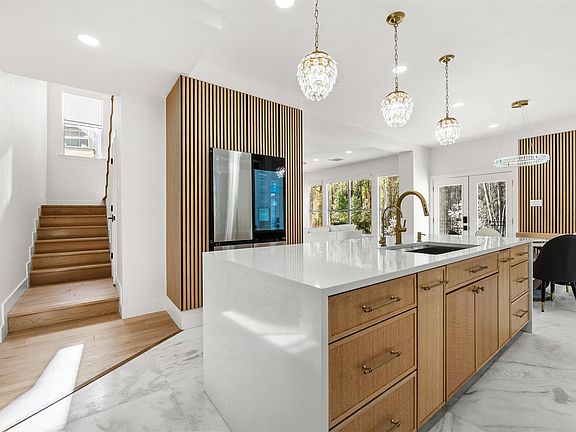 5th image of 79 S Crisp Morning Cir