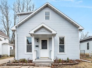 814 W Mill St, Bloomington, IL 61701