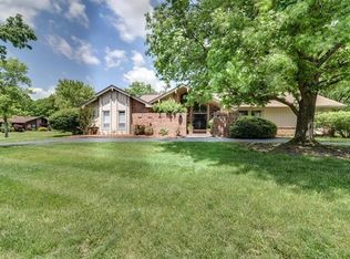 15123 Denwoods Dr, Chesterfield, MO