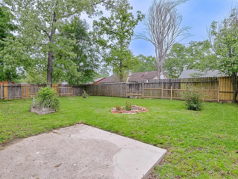 20134 Dawn Mist Dr — Photo 25
