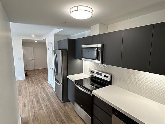 4th image of 3290 Stella Cres #508
