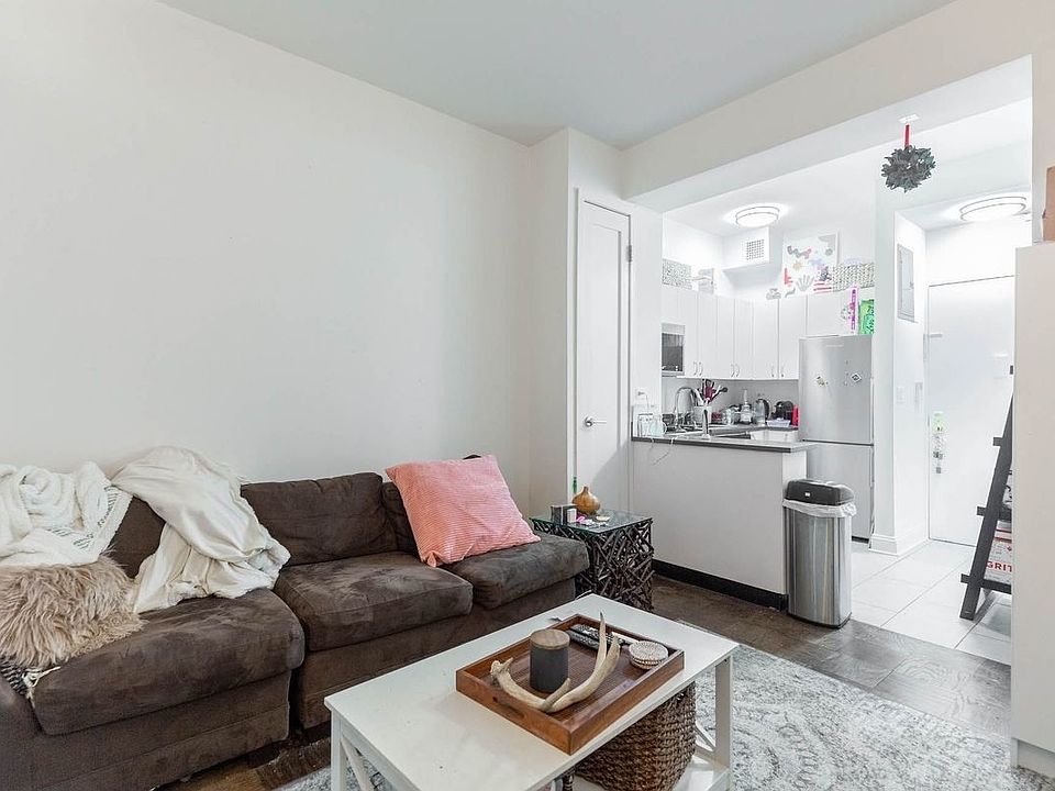 2nd image of 235 W 22nd St #101S