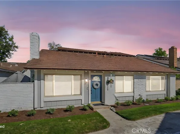 1913 W Wakeham Pl, Santa Ana, CA 92704