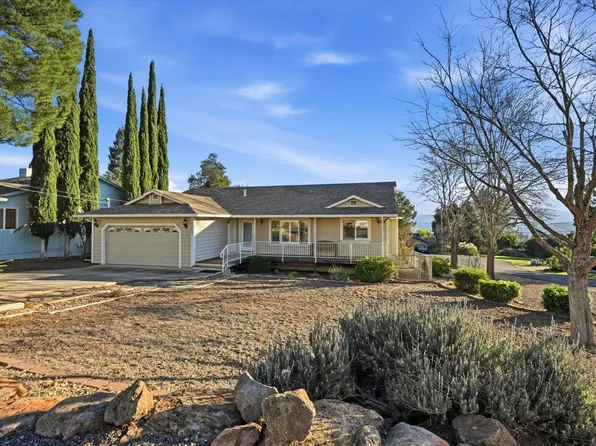 19093 Ravenhill Road, Hidden Valley Lake, CA 95467